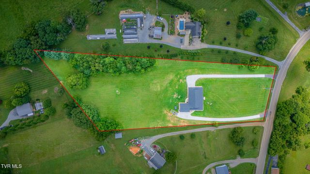 719 Fall Creek Road, Blountville, TN 37617
