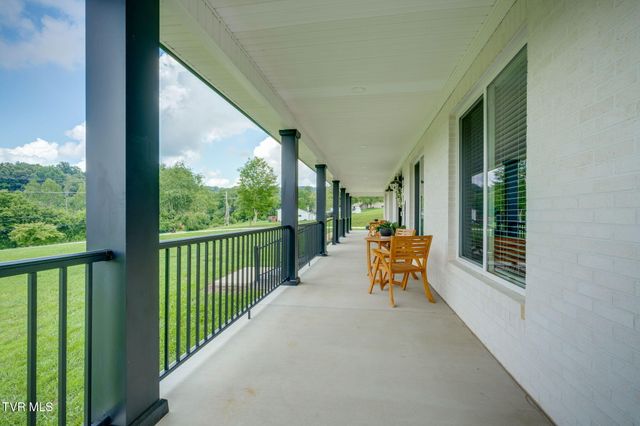 719 Fall Creek Road, Blountville, TN 37617