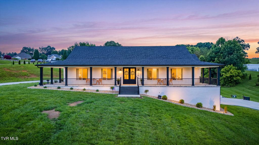 719 Fall Creek Road, Blountville, TN 37617