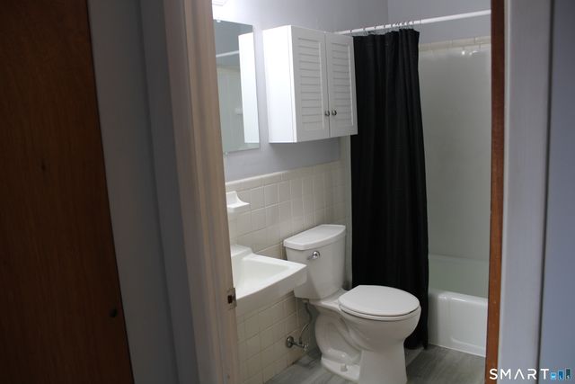 87 Meadow Street, Bristol, CT 06010