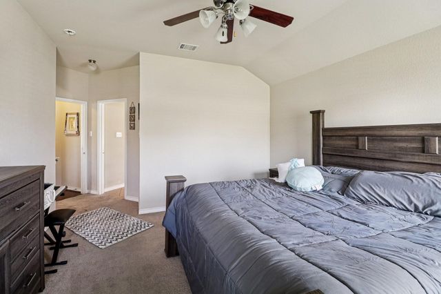 8221 Mule Deer Run, Fort Worth, TX 76179