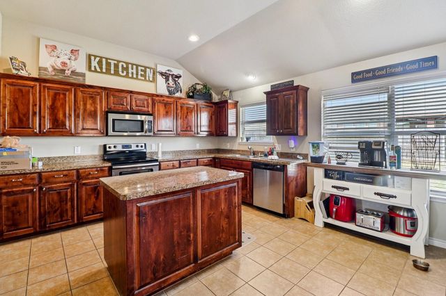 8221 Mule Deer Run, Fort Worth, TX 76179