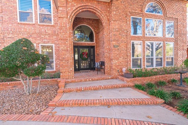 3901 Arroyo Dr, Midland, TX 79707