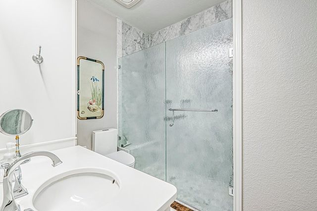 3901 Arroyo Dr, Midland, TX 79707