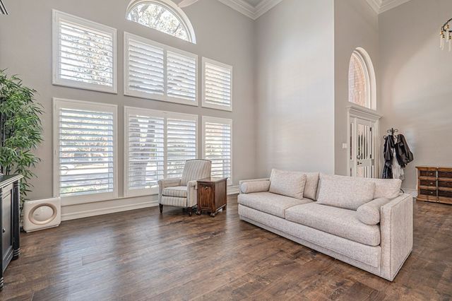 3901 Arroyo Dr, Midland, TX 79707