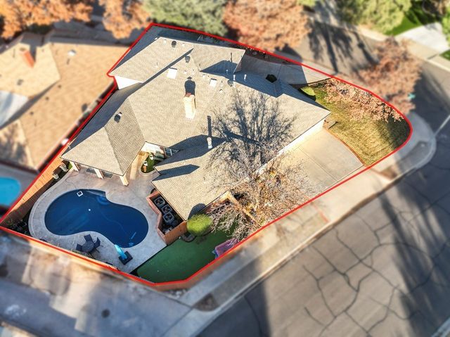 3901 Arroyo Dr, Midland, TX 79707