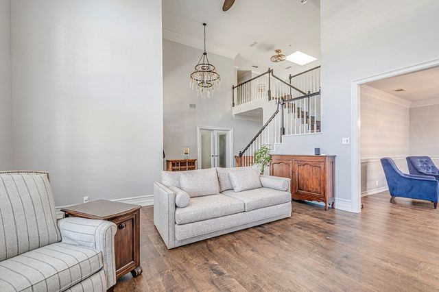 3901 Arroyo Dr, Midland, TX 79707