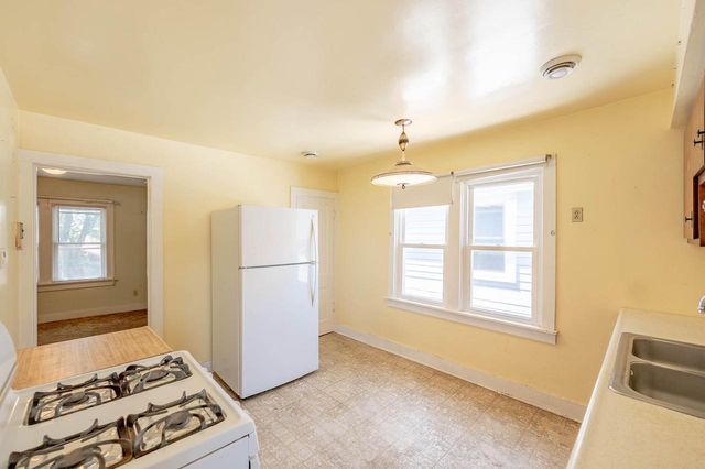 3628 W Becher STREET, Milwaukee, WI 53215