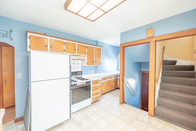 3628 W Becher STREET, Milwaukee, WI 53215