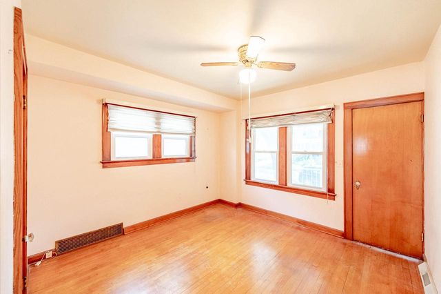3628 W Becher STREET, Milwaukee, WI 53215