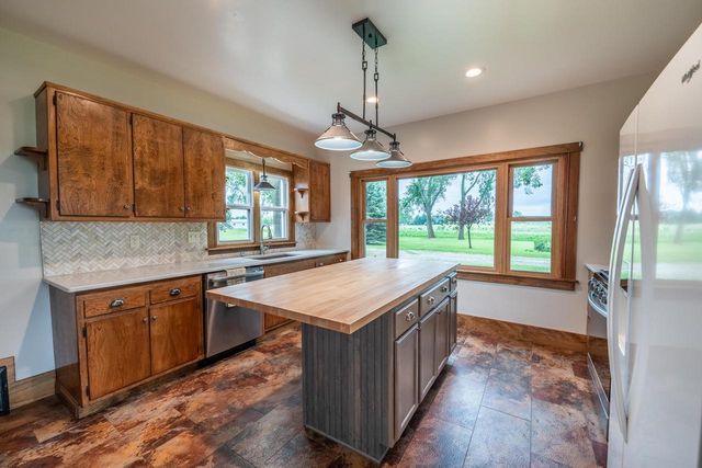 N7404 County Road G, Beaver Dam, WI 53916