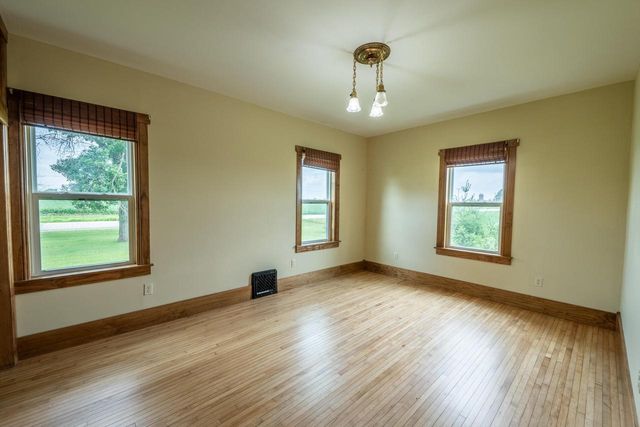 N7404 County Road G, Beaver Dam, WI 53916