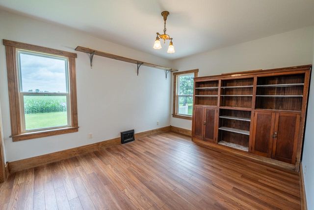 N7404 County Road G, Beaver Dam, WI 53916