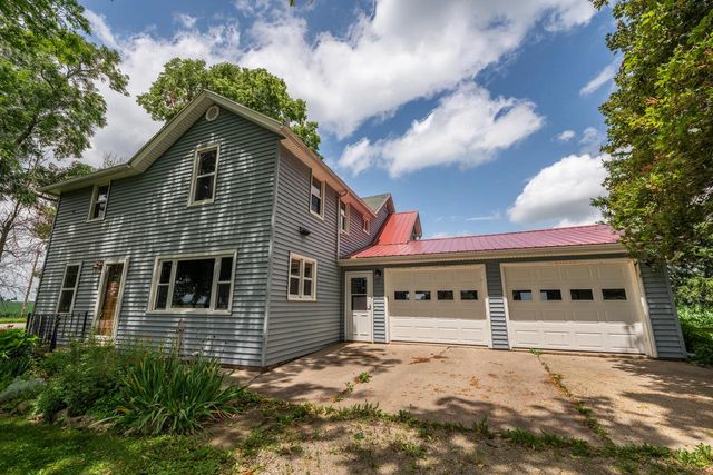 N7404 County Road G, Beaver Dam, WI 53916