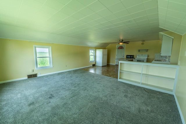 N7404 County Road G, Beaver Dam, WI 53916