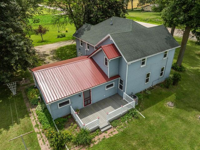 N7404 County Road G, Beaver Dam, WI 53916