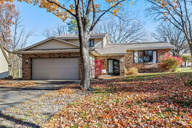 11711 Evergreen Circle NW, Coon Rapids, MN 55448