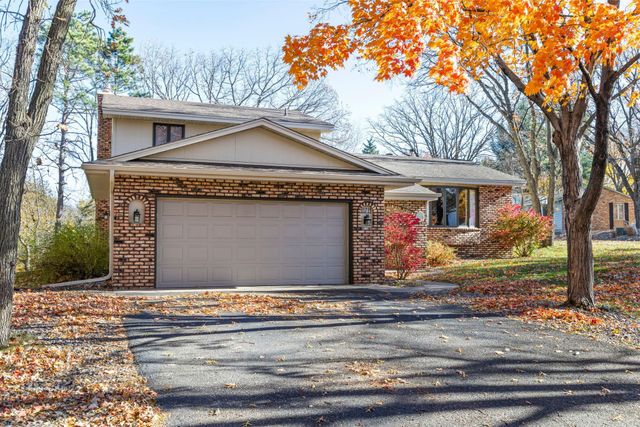 11711 Evergreen Circle NW, Coon Rapids, MN 55448