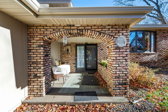 11711 Evergreen Circle NW, Coon Rapids, MN 55448