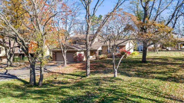 11711 Evergreen Circle NW, Coon Rapids, MN 55448