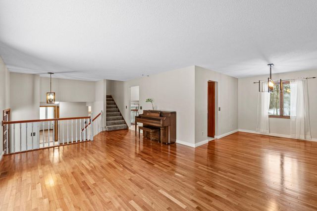 11711 Evergreen Circle NW, Coon Rapids, MN 55448