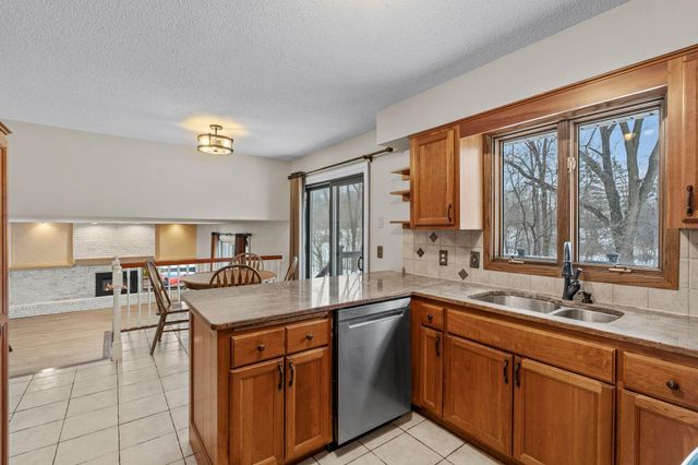 11711 Evergreen Circle NW, Coon Rapids, MN 55448