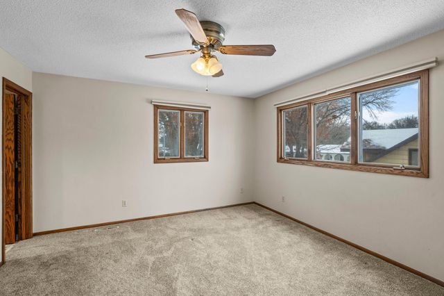 11711 Evergreen Circle NW, Coon Rapids, MN 55448