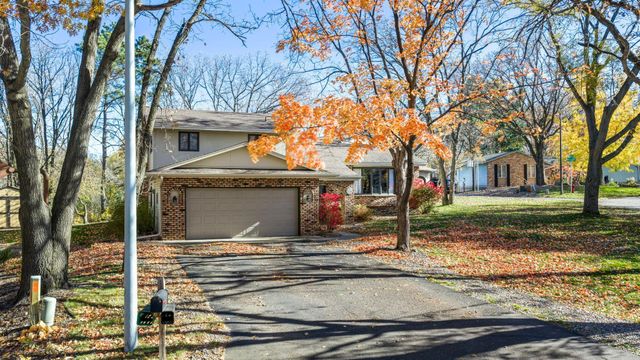 11711 Evergreen Circle NW, Coon Rapids, MN 55448