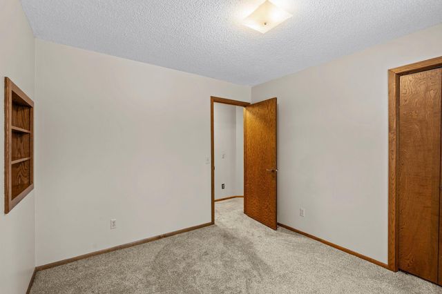 11711 Evergreen Circle NW, Coon Rapids, MN 55448