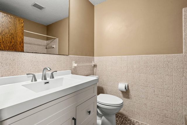 11711 Evergreen Circle NW, Coon Rapids, MN 55448