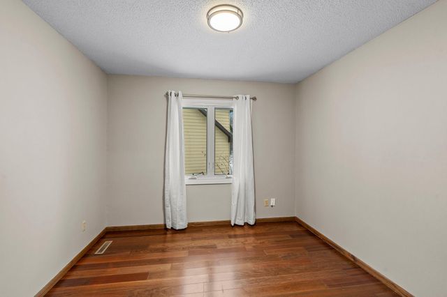 11711 Evergreen Circle NW, Coon Rapids, MN 55448