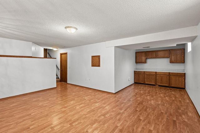 11711 Evergreen Circle NW, Coon Rapids, MN 55448