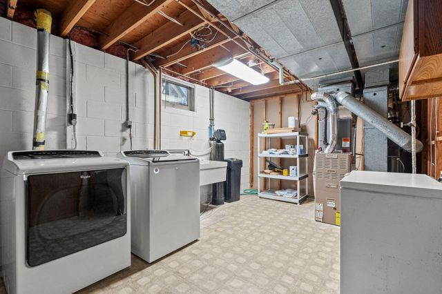 11711 Evergreen Circle NW, Coon Rapids, MN 55448