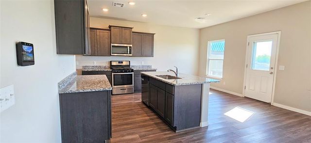 1716 Vermilion Lane, El Reno, OK 73036