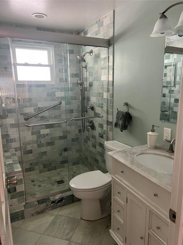 615 W Walnut Street, Long Beach, NY 11561