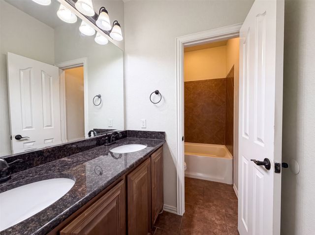 830 Graham Drive, Burleson, TX 76028