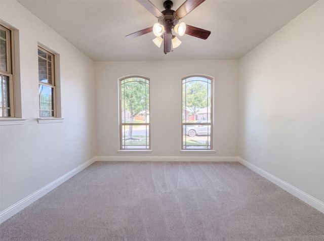 830 Graham Drive, Burleson, TX 76028