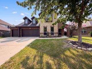 830 Graham Drive, Burleson, TX 76028