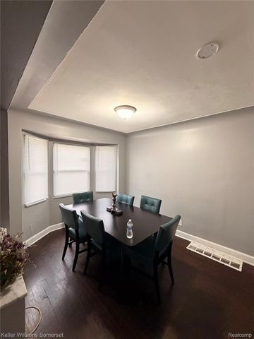 15891 Murray Hill Street, Detroit, MI 48227