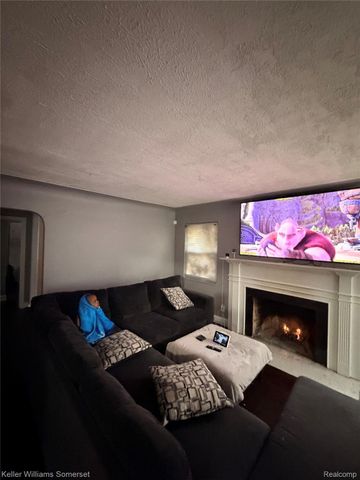 15891 Murray Hill Street, Detroit, MI 48227