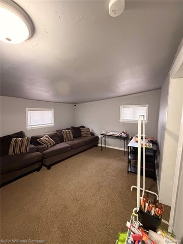 15891 Murray Hill Street, Detroit, MI 48227