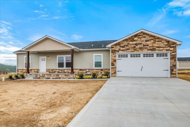 831 Sam Black Road, London, KY 40741