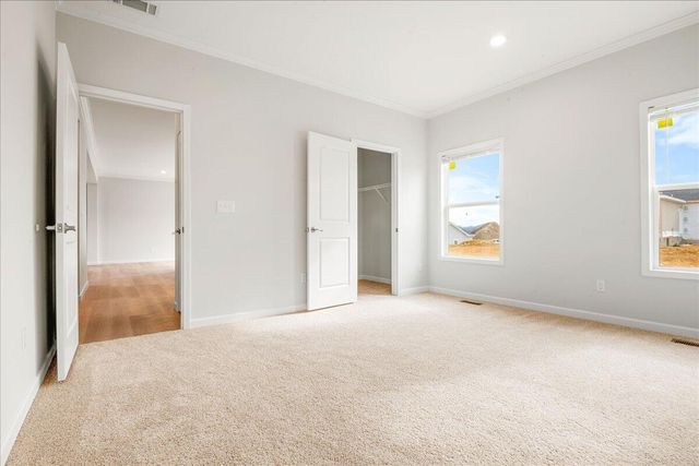 831 Sam Black Road, London, KY 40741