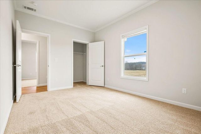 831 Sam Black Road, London, KY 40741