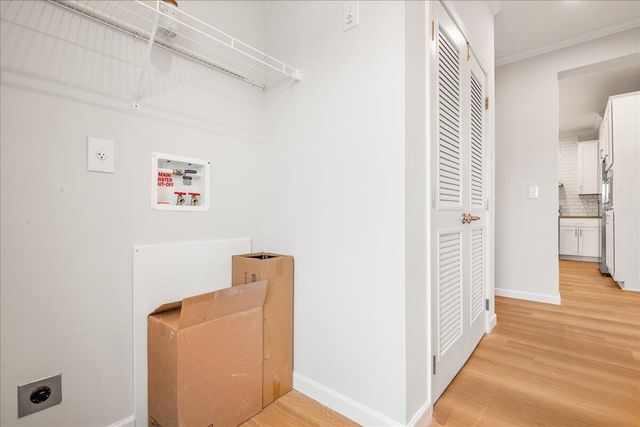 831 Sam Black Road, London, KY 40741