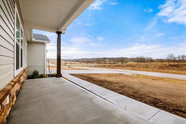 831 Sam Black Road, London, KY 40741