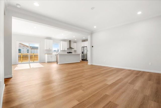 831 Sam Black Road, London, KY 40741