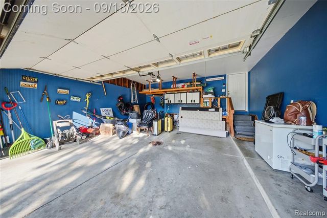 35697 Briar Ridge Lane, Farmington, MI 48335