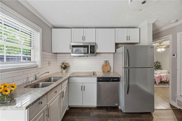 21 Delmont Drive NE 7, Atlanta, GA 30305
