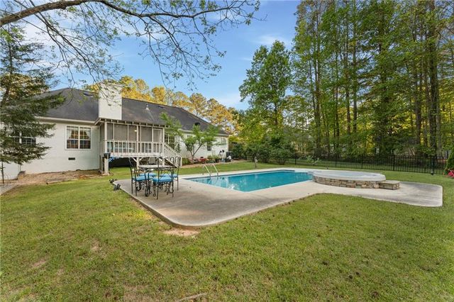 195 Galway Bend, Tyrone, GA 30290